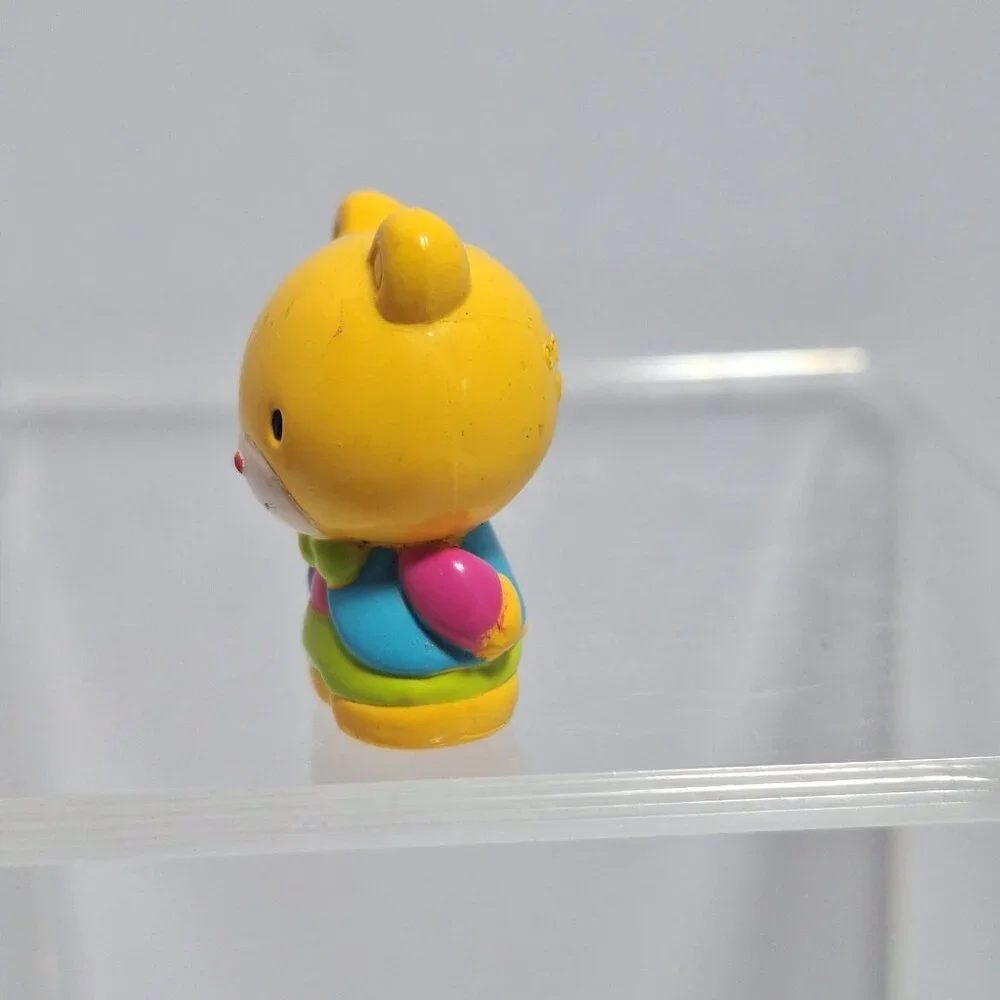 Sanrio Hello Kitty Bear Mini Friend 2011 Jakks 1.25" - Picture 2 of 12